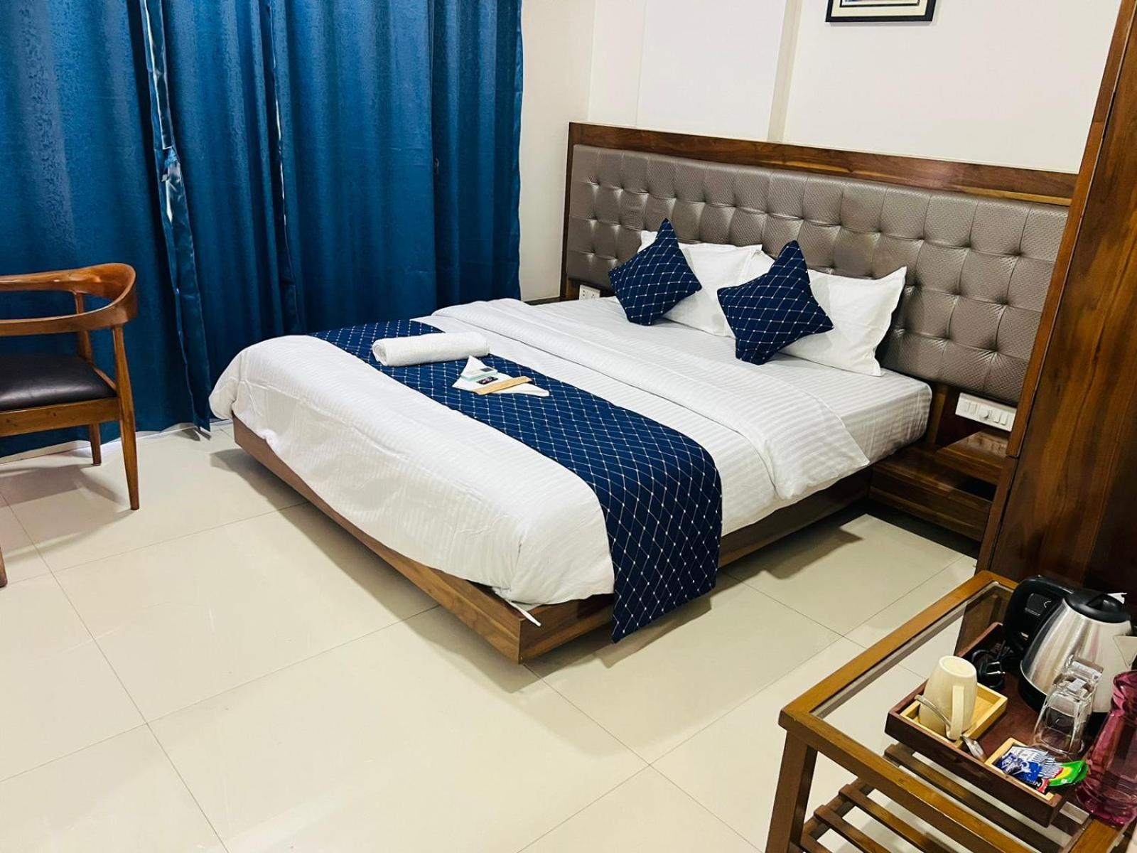 Luna Spaces- Near Mumbai International Airport Exterior foto
